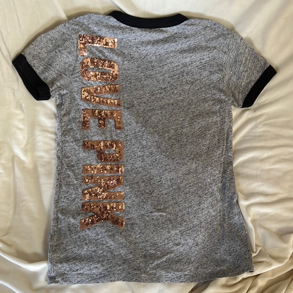 VS PINK tee